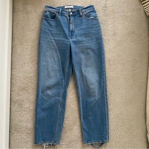 Abercrombie & Fitch Curve Love The Ankle Straight Ultra High Rise Jeans